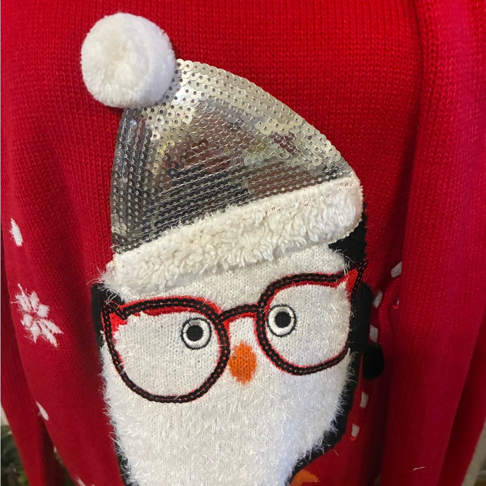 Holiday Time Penguin Sweater Sz L Matching Scarf Red Snowflake Christmas  NWOT - Picture 4 of 10